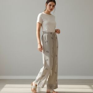 New York & Company Beige Patterned Wide Leg Pants